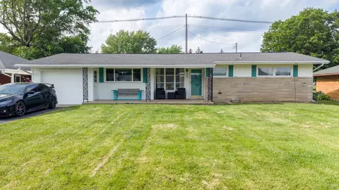 804 N Circle Dr, Wapakoneta, OH 45895