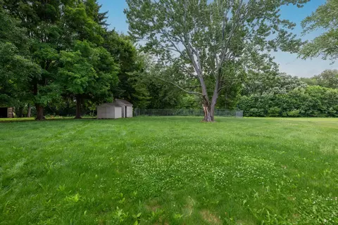 Exterior - 1922 Old Coach Rd, Springfield, OH 45505 photo 2 of 4