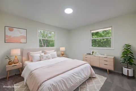 Bedroom - 1922 Old Coach Rd, Springfield, OH 45505 photo 6 of 11