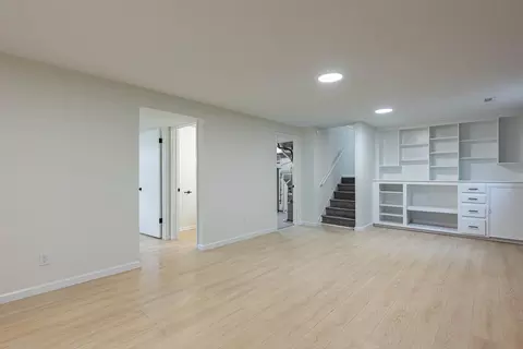 Living - 1922 Old Coach Rd, Springfield, OH 45505 photo 10 of 10