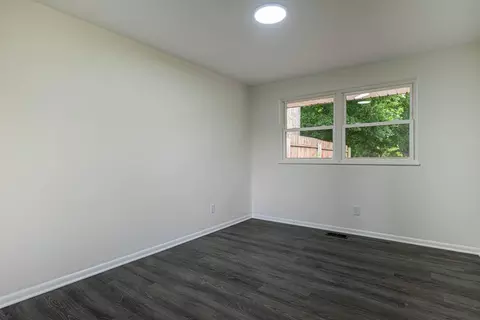 Bedroom - 1922 Old Coach Rd, Springfield, OH 45505 photo 1 of 11