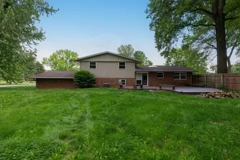 Exterior - 1922 Old Coach Rd, Springfield, OH 45505 photo 4 of 4