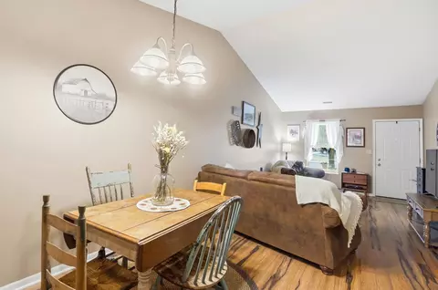 Dining - 4818 Cornell St, Springfield, OH 45503 photo 1 of 2