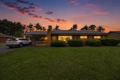 323 E Wapakoneta St, Waynesfield, OH 45896