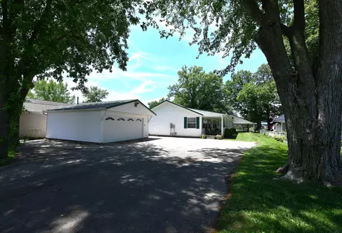 5329 Lake Dr, Celina, OH 45822