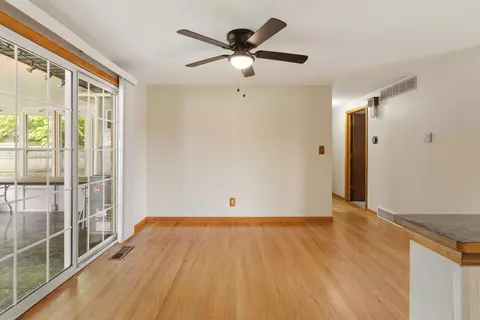 Living - 1820 Sierra Ave, Springfield, OH 45503 photo 4 of 4