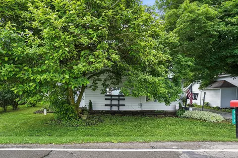 Exterior - 473 W County Line Rd, Springfield, OH 45502 photo 2 of 12