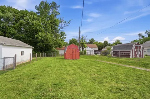 Exterior - 1562 Rutland Ave, Springfield, OH 45505 photo 8 of 10