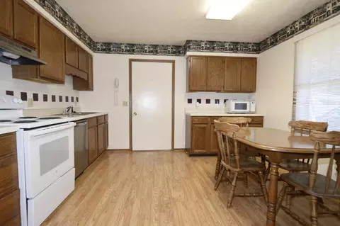 4936 E Brannan Dr, Springfield, OH 45502 photo 9