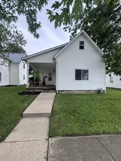 751 Columbia St, Saint Marys, OH 45885