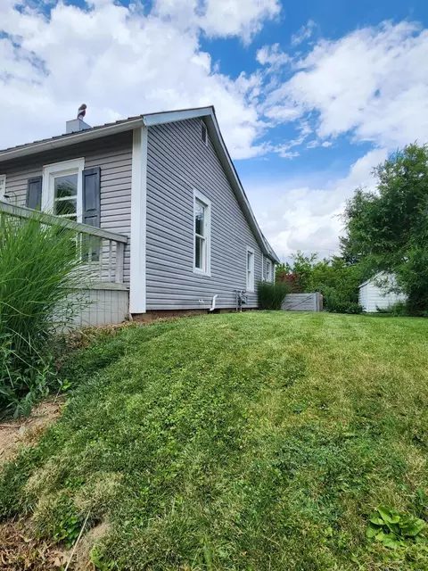 Exterior - 417 E Ohio St, Kenton, OH 43326 photo 3 of 14