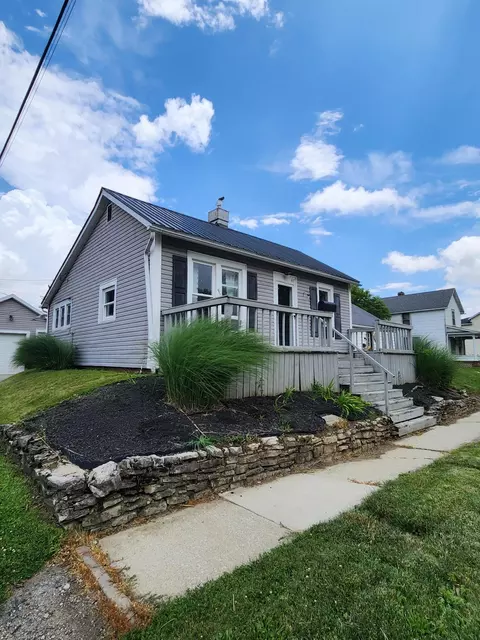 Exterior - 417 E Ohio St, Kenton, OH 43326 photo 5 of 14