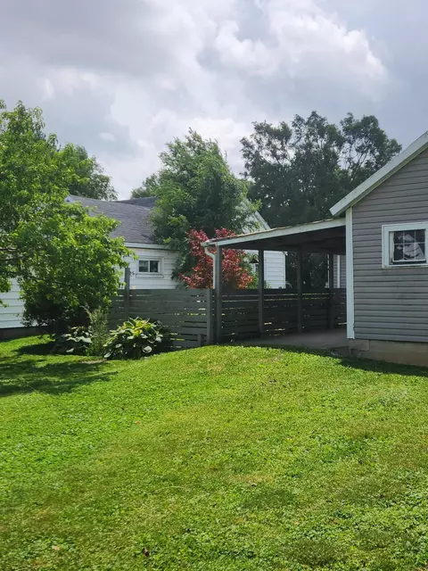 Exterior - 417 E Ohio St, Kenton, OH 43326 photo 7 of 14