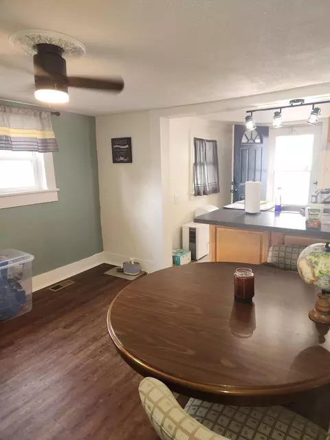 Dining - 417 E Ohio St, Kenton, OH 43326 photo 1 of 1