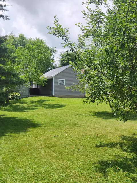 Exterior - 417 E Ohio St, Kenton, OH 43326 photo 8 of 14