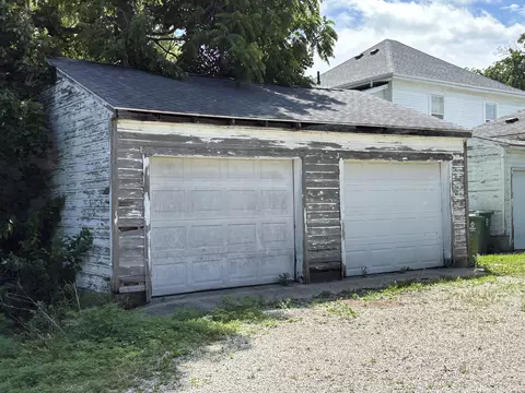 216 Pike St, Sidney, OH 45365 photo 2