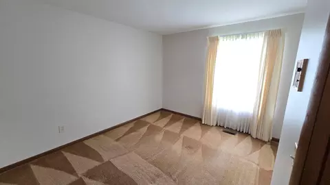 Bedroom - 2082 Stowe Dr, Springfield, OH 45505 photo 3 of 6