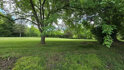 Exterior - 2082 Stowe Dr, Springfield, OH 45505 photo 9 of 9