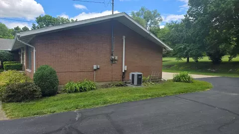 Exterior - 2082 Stowe Dr, Springfield, OH 45505 photo 5 of 9
