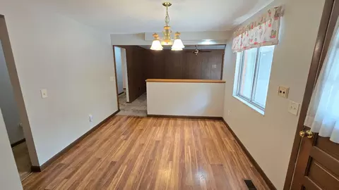 Dining - 2082 Stowe Dr, Springfield, OH 45505 photo 2 of 2