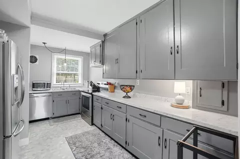 Kitchen - 115 Ardmore Rd, Springfield, OH 45504 photo 1 of 4