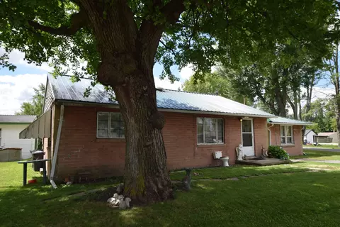 302 Elliot Rd, Russells Point, OH 43348