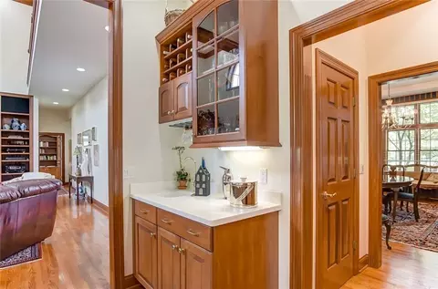 Entry Way - 1776 Appian Way, Springfield, OH 45503 photo 6 of 6
