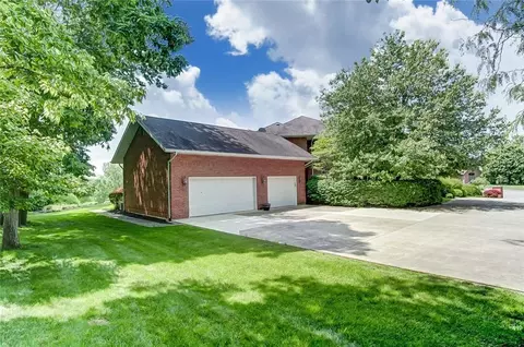 Exterior - 1776 Appian Way, Springfield, OH 45503 photo 10 of 19