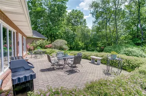 Exterior - 1776 Appian Way, Springfield, OH 45503 photo 11 of 19