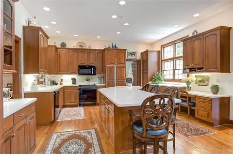 Kitchen - 1776 Appian Way, Springfield, OH 45503 photo 9 of 9