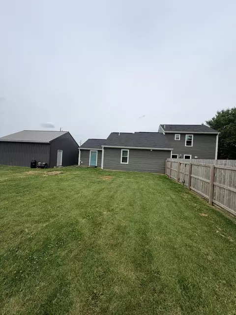 Exterior - 5377 Beard Rd, Springfield, OH 45502 photo 15 of 25