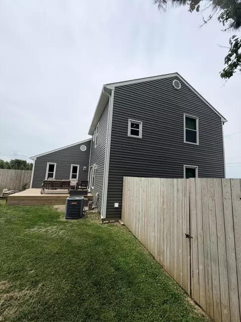 Exterior - 5377 Beard Rd, Springfield, OH 45502 photo 24 of 25
