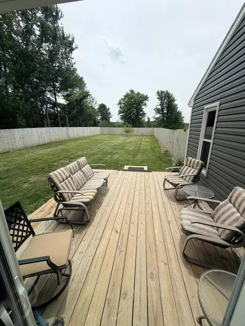 Exterior - 5377 Beard Rd, Springfield, OH 45502 photo 18 of 25