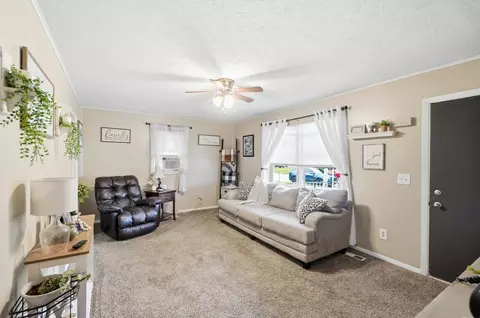 2726 Morton Dr, Springfield, OH 45505 photo 9