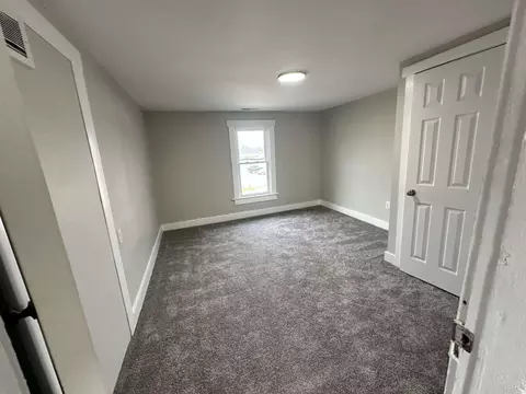 834 W North St, Springfield, OH 45504 photo 5