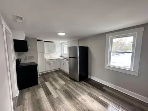 834 W North St, Springfield, OH 45504 photo 3