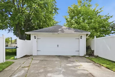 702 E Franklin St, Troy, OH 45373 photo 43
