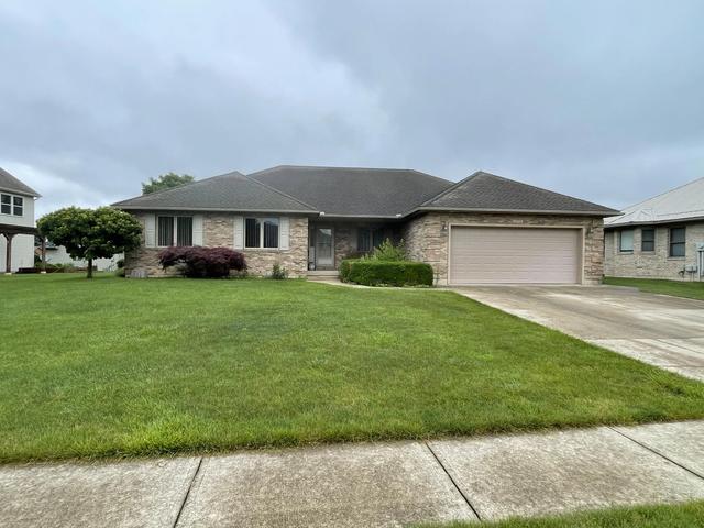 1554 Westlake Dr, Sidney, OH 45365