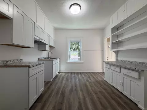 Kitchen - 457-459 E Madison Ave, Springfield, OH 45503 photo 1 of 3