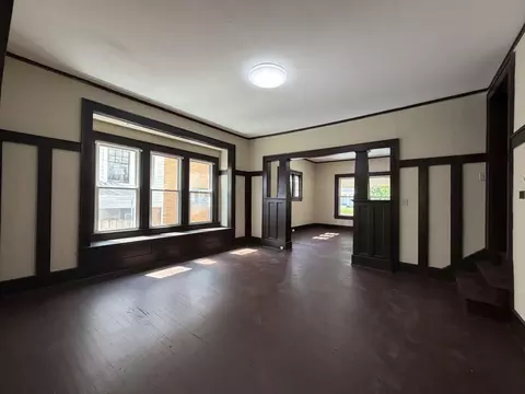 Living - 457-459 E Madison Ave, Springfield, OH 45503 photo 6 of 16