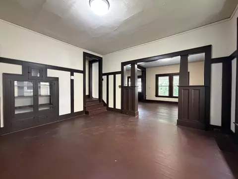 Living - 457-459 E Madison Ave, Springfield, OH 45503 photo 14 of 16