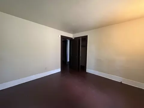 Bedroom - 457-459 E Madison Ave, Springfield, OH 45503 photo 6 of 9