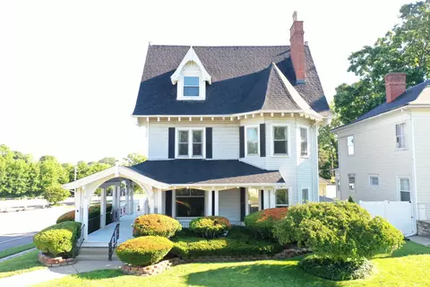 104 Lafayette Ave, Urbana, OH 43078