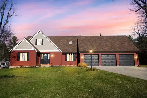 624 Aberfelda Dr, Springfield, OH 45504 photo 1