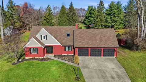 624 Aberfelda Dr, Springfield, OH 45504 photo 2