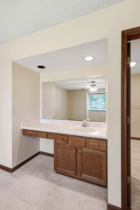 1703 Fox Ridge Dr, Springfield, OH 45503 photo 19