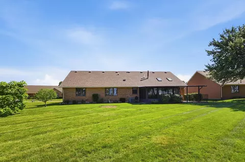 1703 Fox Ridge Dr, Springfield, OH 45503 photo 30