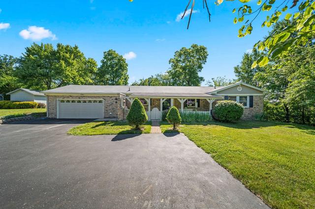 800 White Oak Dr, Springfield, OH 45504