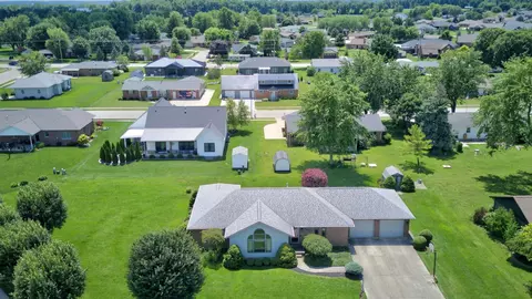 1401 James Dr, Celina, OH 45822 photo 6