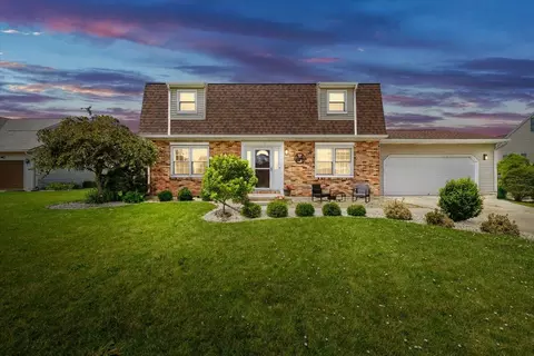 112 Debra Dr, Botkins, OH 45306